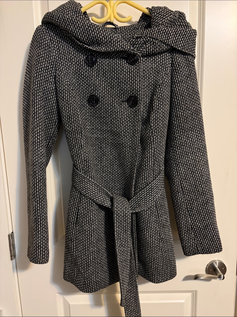 le chateau Black and White Textured Double-Breasted Trench Coat with Belt